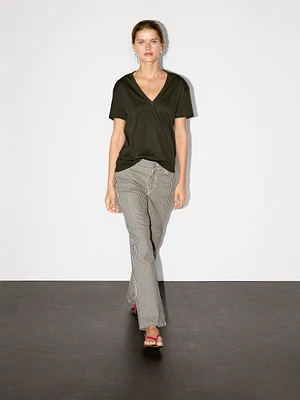 100% cotton V-neck T-shirt
