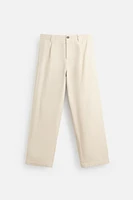 PLEATED STRAIGHT FIT PANTS