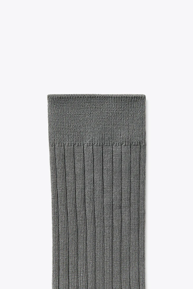 RIBBED SOCKS WITH VISCOSE