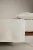 COUVRE-LIT BRODÉ