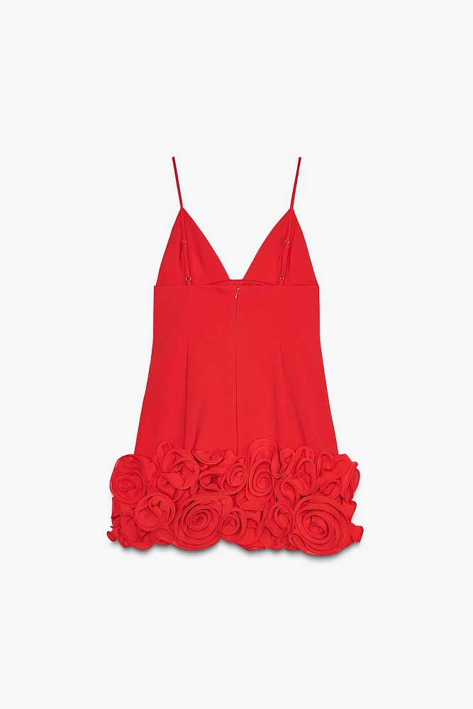 SHORT EMBOSSED FLORAL DRESS