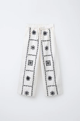 PANTALON BRODÉ AVEC LIN