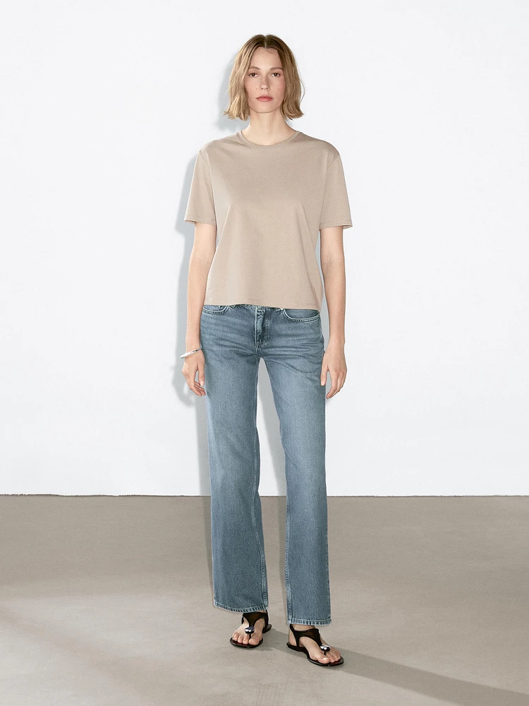 100% cotton lightweight T-shirt