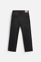 STRAIGHT LEG ANKLE FIT JEANS