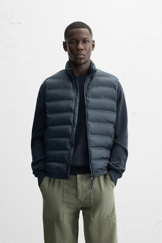 GILET SANS MANCHES MATELASSÉ LÉGER