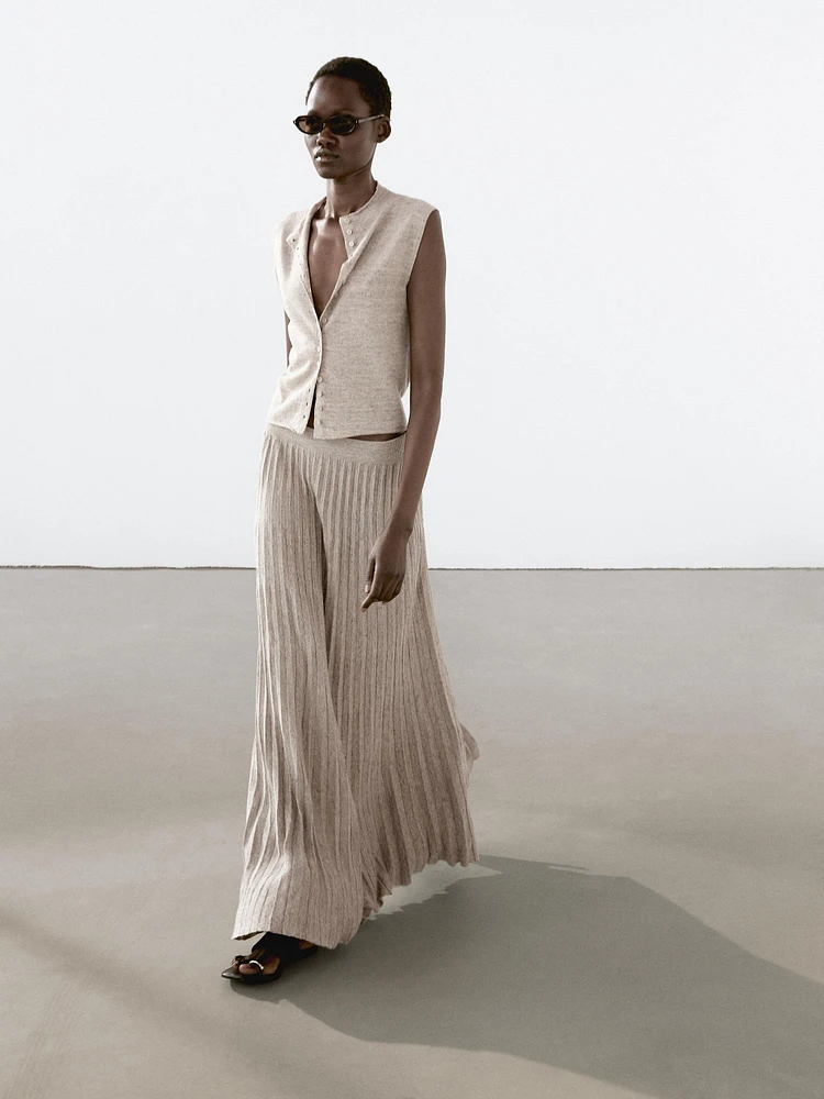 Melange linen blend knit vest