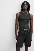 STRAIGHT FIT DENIM SHORTS