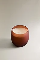 (230 G) PEAR & TONKA SCENTED CANDLE