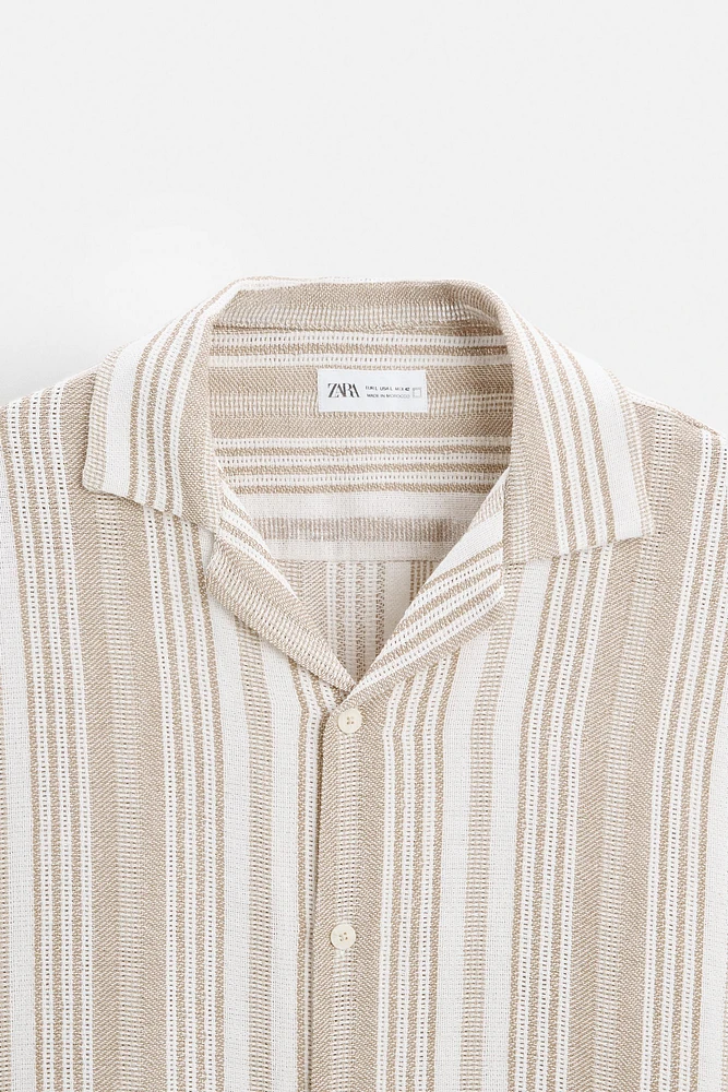 TEXTURED STRIPED SHIRT