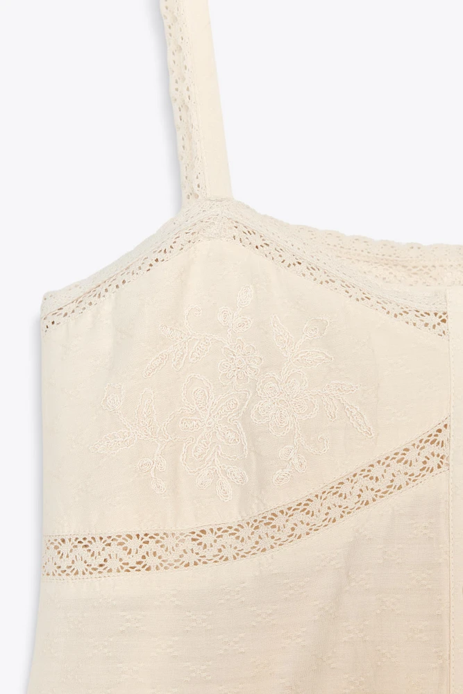 TOP DENTELLE BRODÉ
