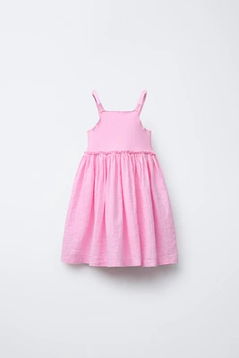ROBE EN MATIÈRES VARIÉES RIB À TEXTURE