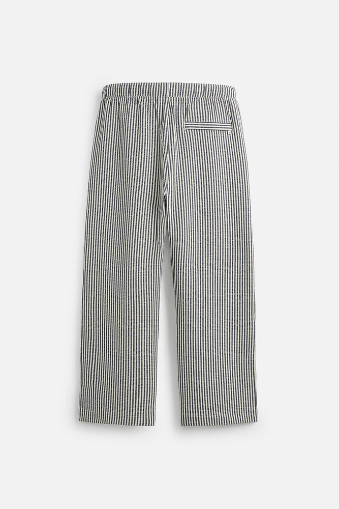 RELAXED FIT SEERSUCKER PANTS