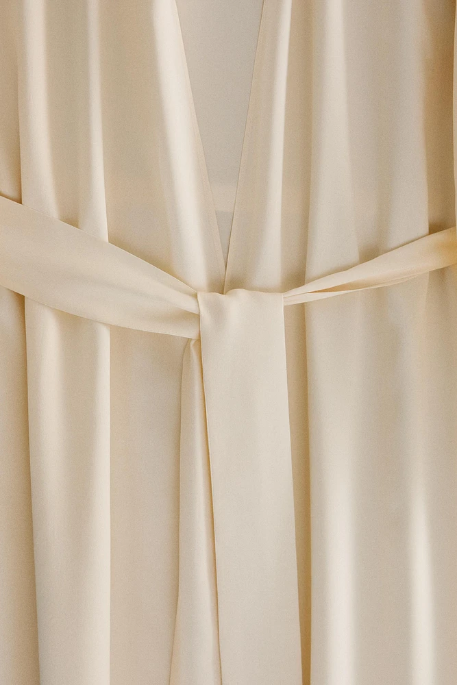 BEIGE SILK ROBE