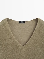 100% linen V-neck sweater