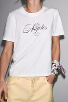 T-SHIRT INSCRIPTION EN CONTRASTE
