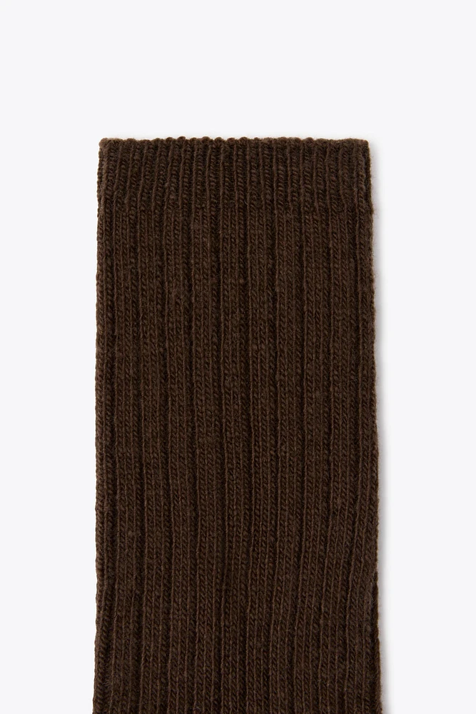RIBBED SOCKS