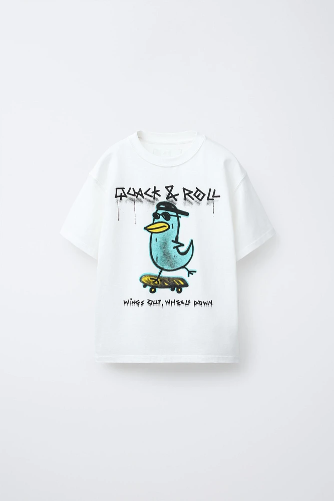 T-SHIRT À IMPRIMÉ GRAFFITI