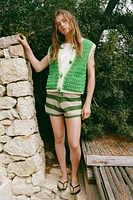 LARGE BUTTON KNIT VEST TOP