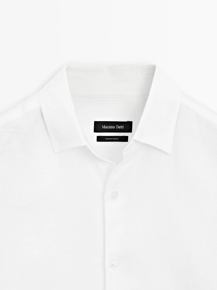 Chemise slim en lin mélangé