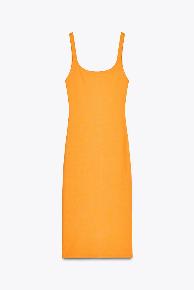 ROBE MIDI CINTRÉE