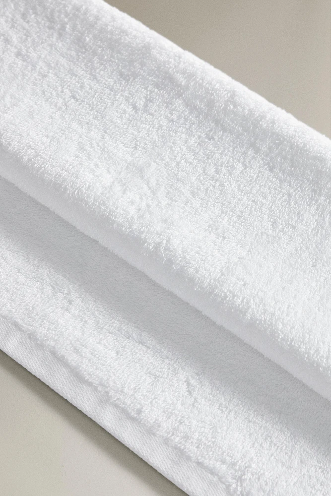 SERVIETTE DE BAIN EXTRA DOUCE