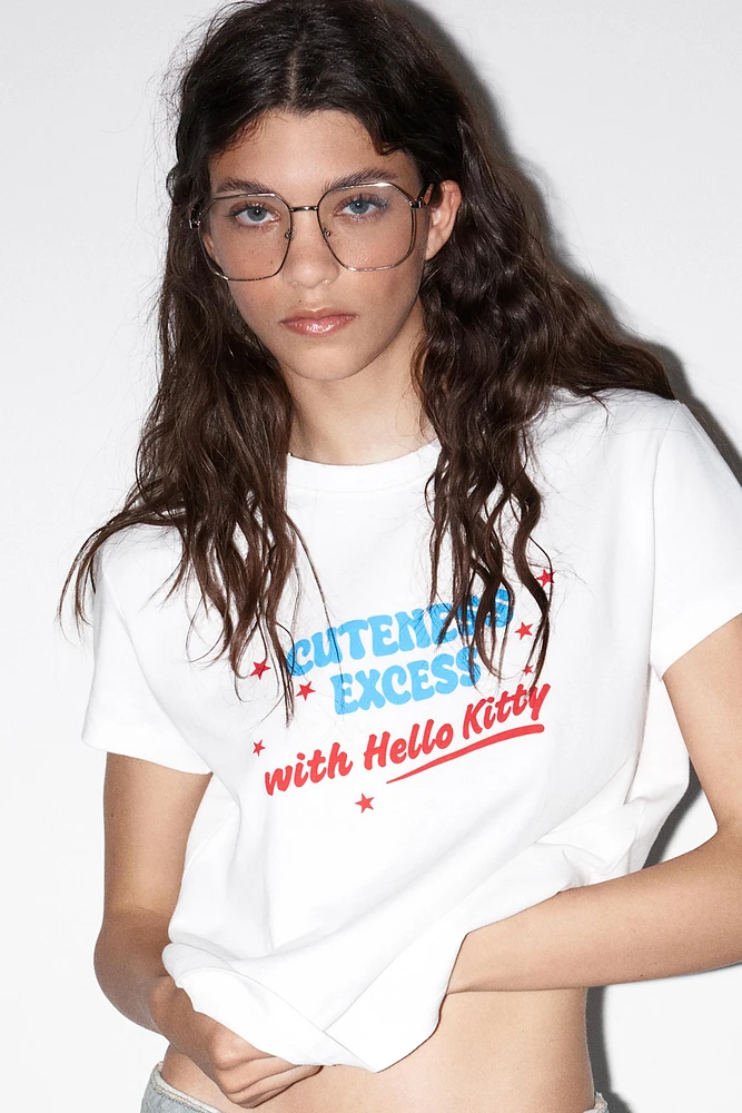 T-SHIRT EFFET DÉLAVÉ HELLO KITTY © 2025 SANRIO