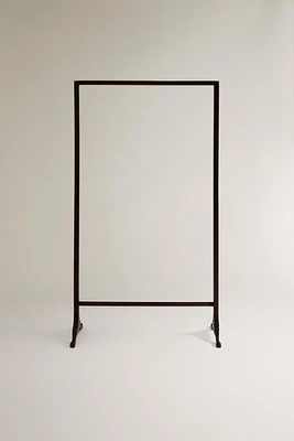 WOODEN RACK