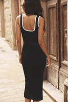 ROBE FINITIONS CONTRASTÉES