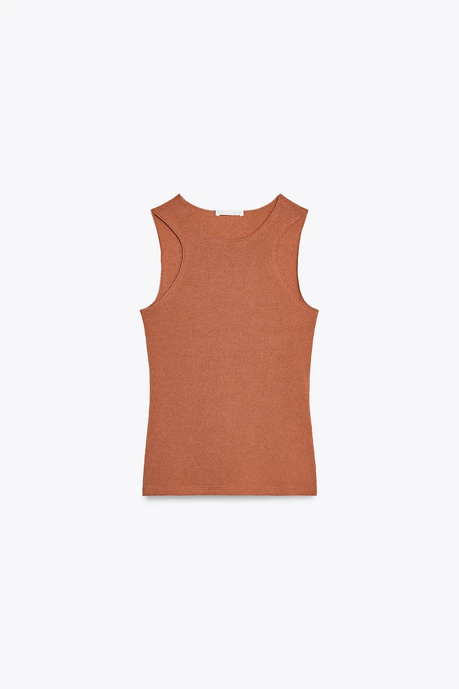 T-SHIRT AVEC LIN SANS MANCHES