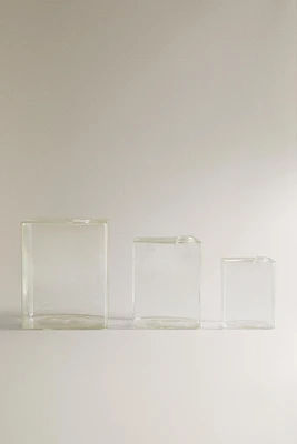 SQUARE GLASS VASE