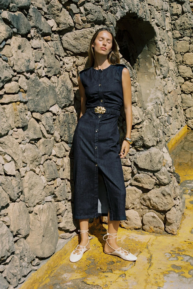 Z1975 BELTED DRAPED DENIM MIDI DRESS