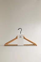 CINTRE BOIS LAQUÉ (LOT DE 3)