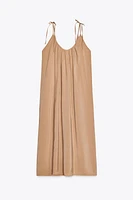 FLOWY MIDI DRESS