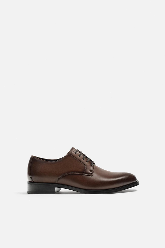 DRESS SHOES