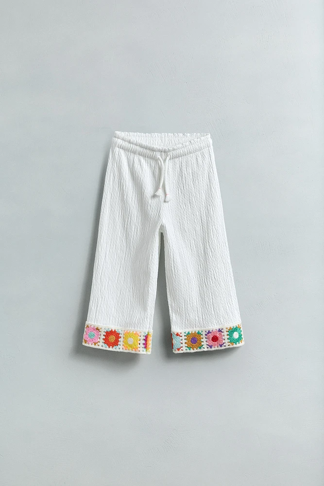 RUSTIC CROCHET KNIT FLOWER PANTS