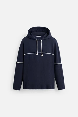 CONTRAST RELAXED FIT SWEATSHIRT