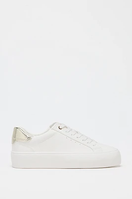 CONTRAST SNEAKERS