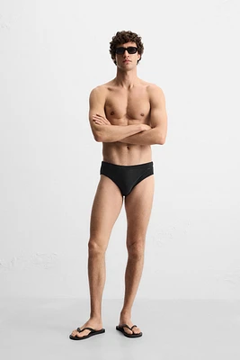 FITTED SWIM BRIEFS
