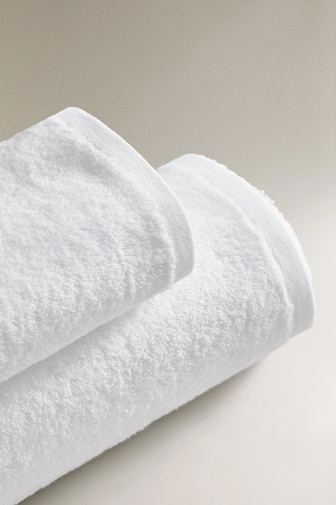 SERVIETTE DE BAIN EXTRA DOUCE