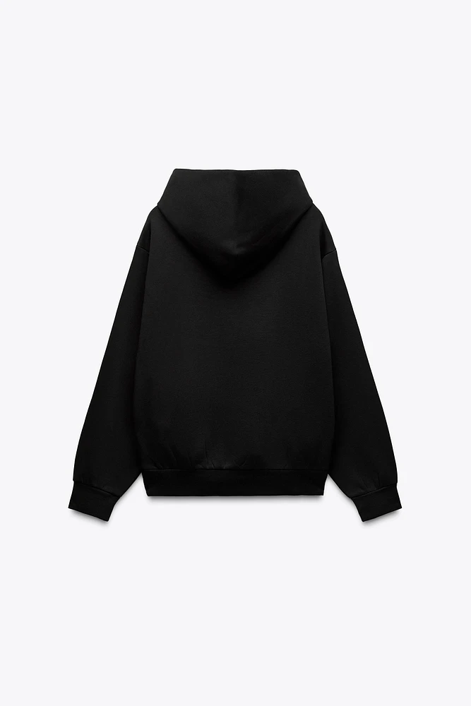 POCKETED HOODIE SWEATSHIRT