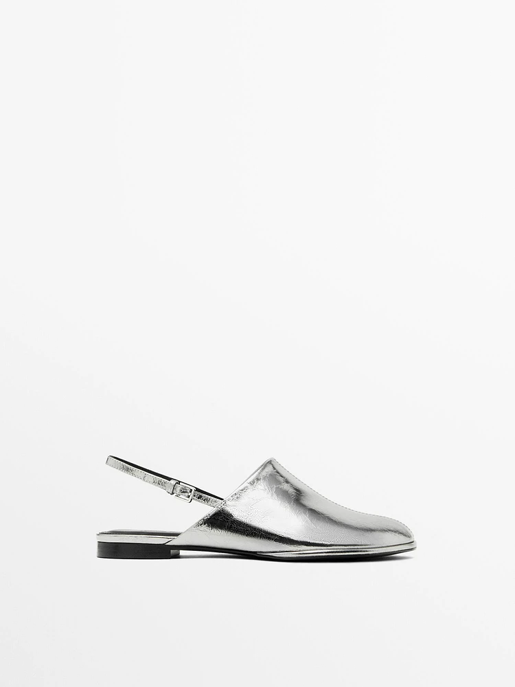 Metallic flat shoes