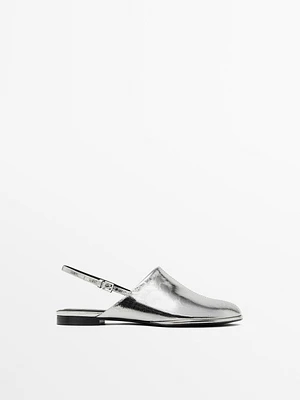 Metallic flat shoes