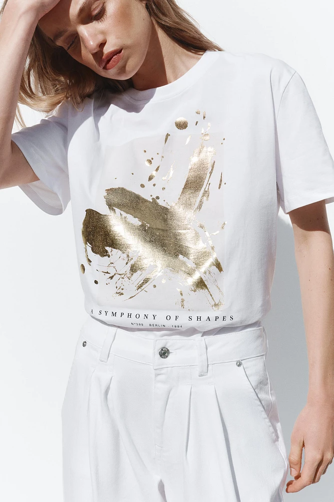 METALLIC GRAPHIC T-SHIRT
