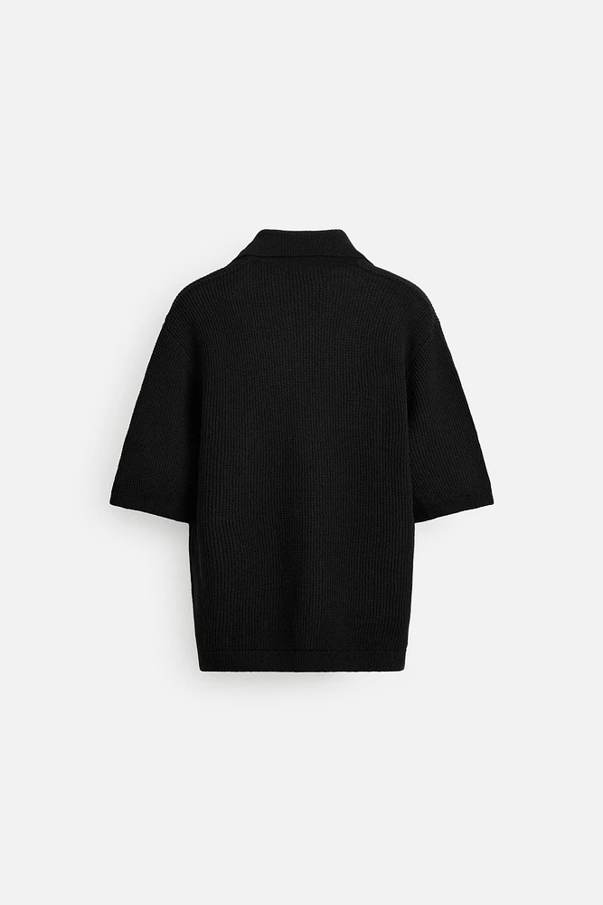 POLO EN MAILLE STRUCTURÉE