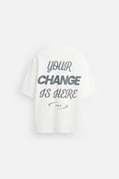 T-SHIRT À INSCRIPTIONS IMPRIMÉES