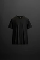 LIGHTWEIGHT TECHNICAL T-SHIRT
