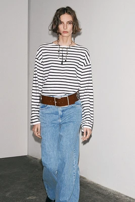 STRIPED LONG SLEEVE T-SHIRT