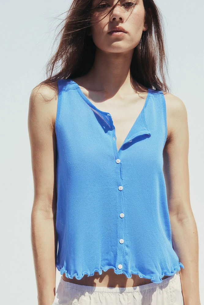 RUFFLED KNIT TOP