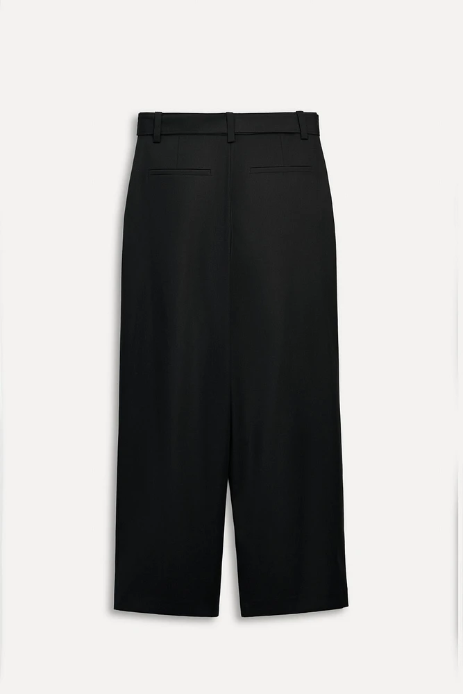 PANTALON EN LAINE AVEC CEINTURE 50E ANNIVERSAIRE