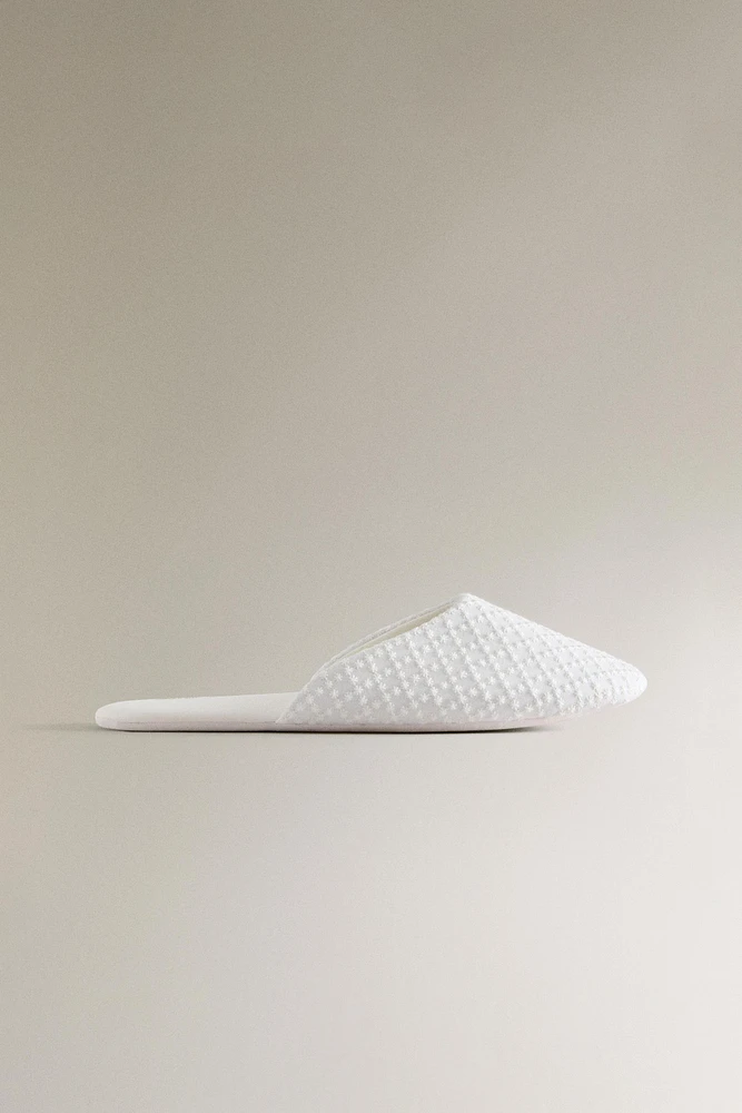 EMBROIDERED FABRIC SLIPPERS